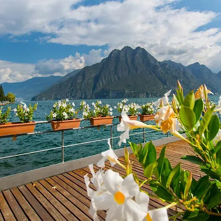 Bellavista Riva Riva di Solto